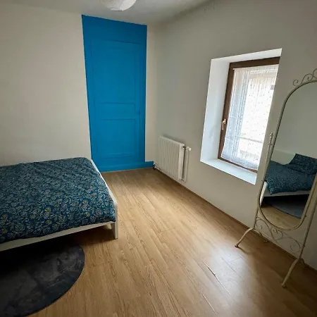 Дом отдыха Maison Familiale Au Calme, Proche Du Centre *